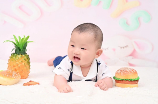 黔西南两岁宝宝晚上哭